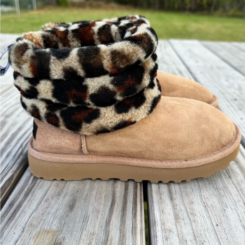 UGG Tan Suede Ankle Boot with Leopard-Print Cuff Sz 5